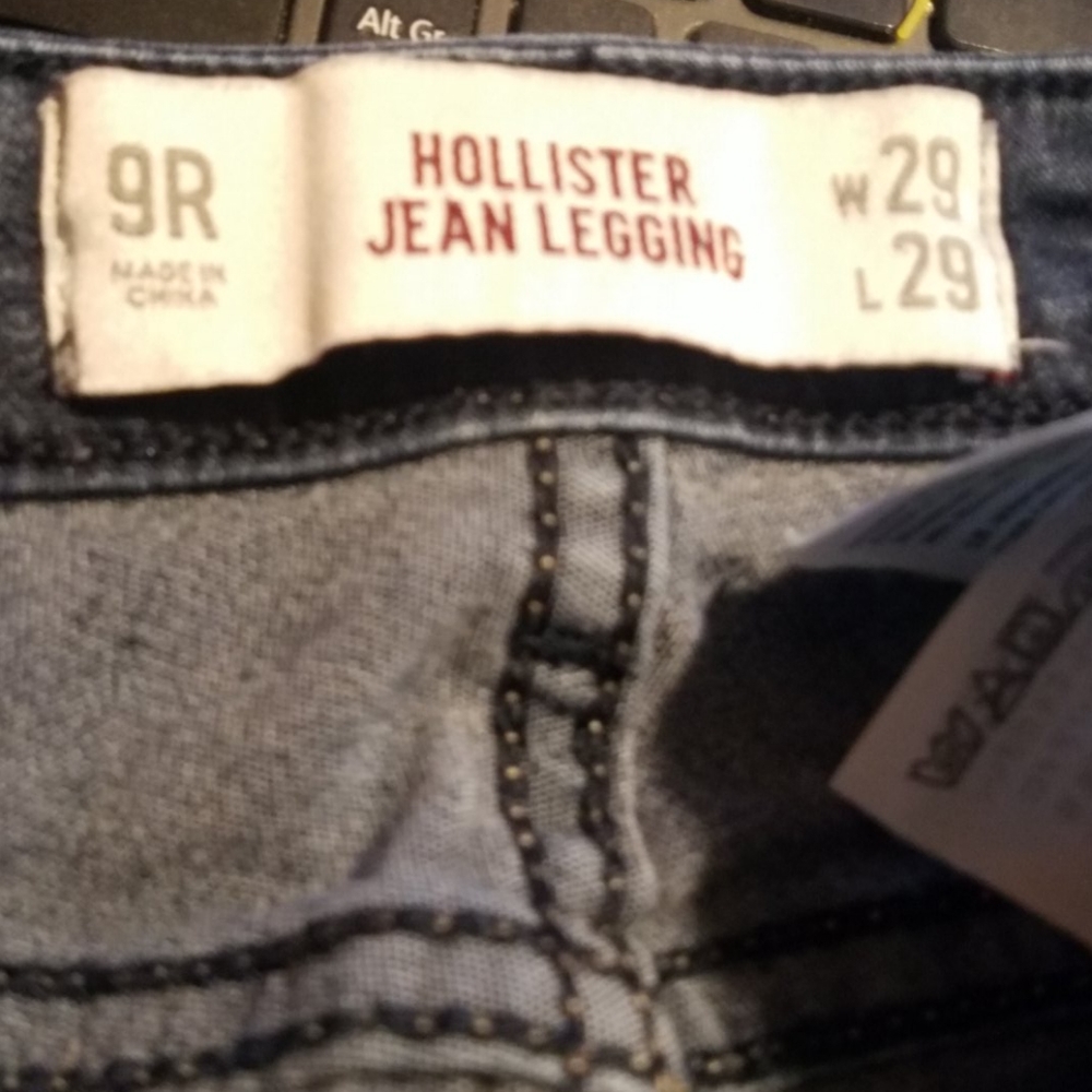Hollister  jean legginag - Picture 5 of 6